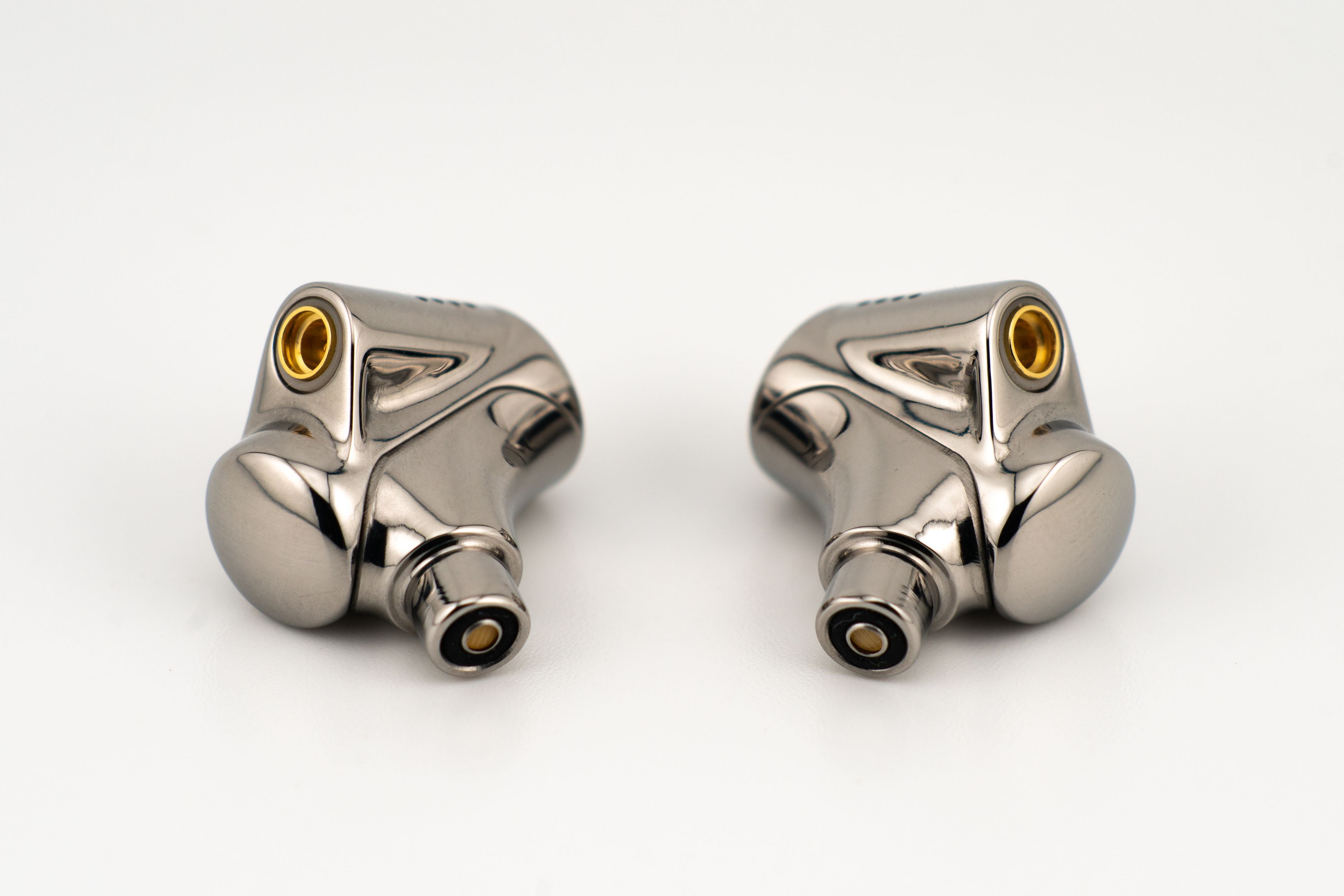 The Singularity Industries ONI: Silicon MEMS IEMS, Made in Silicon Valley